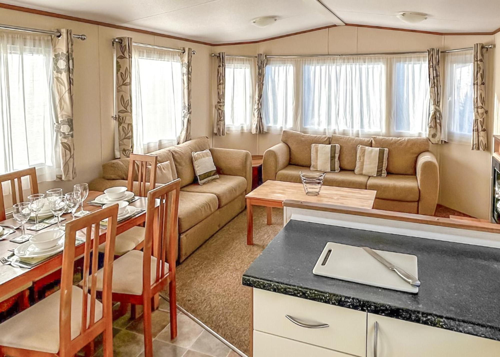 Newbridge  Orchards Holiday Park חדר תמונה