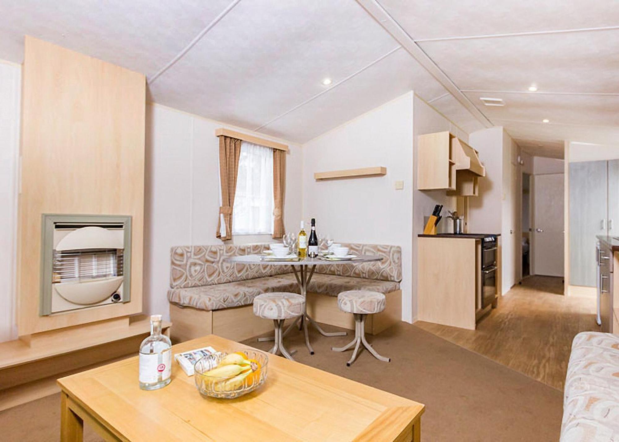 Newbridge  Orchards Holiday Park מראה חיצוני תמונה